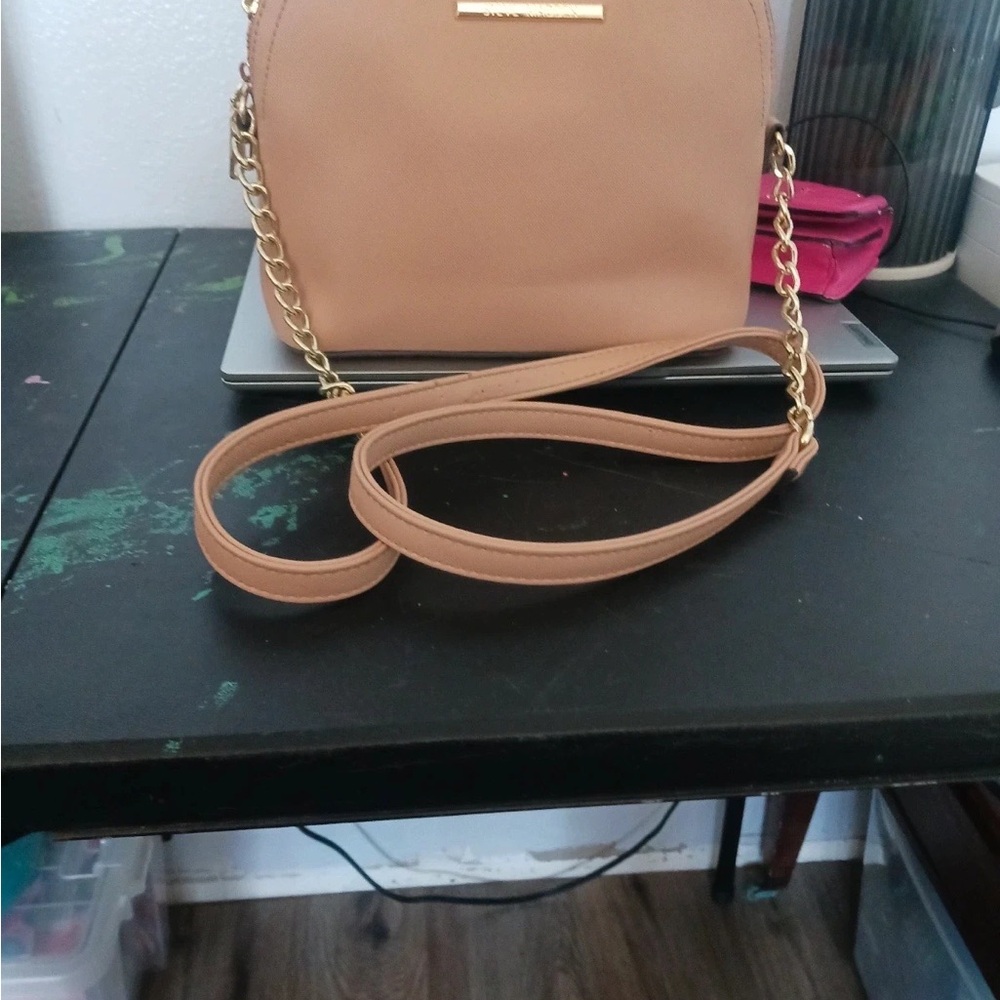 Purses - Picture 2 of 6